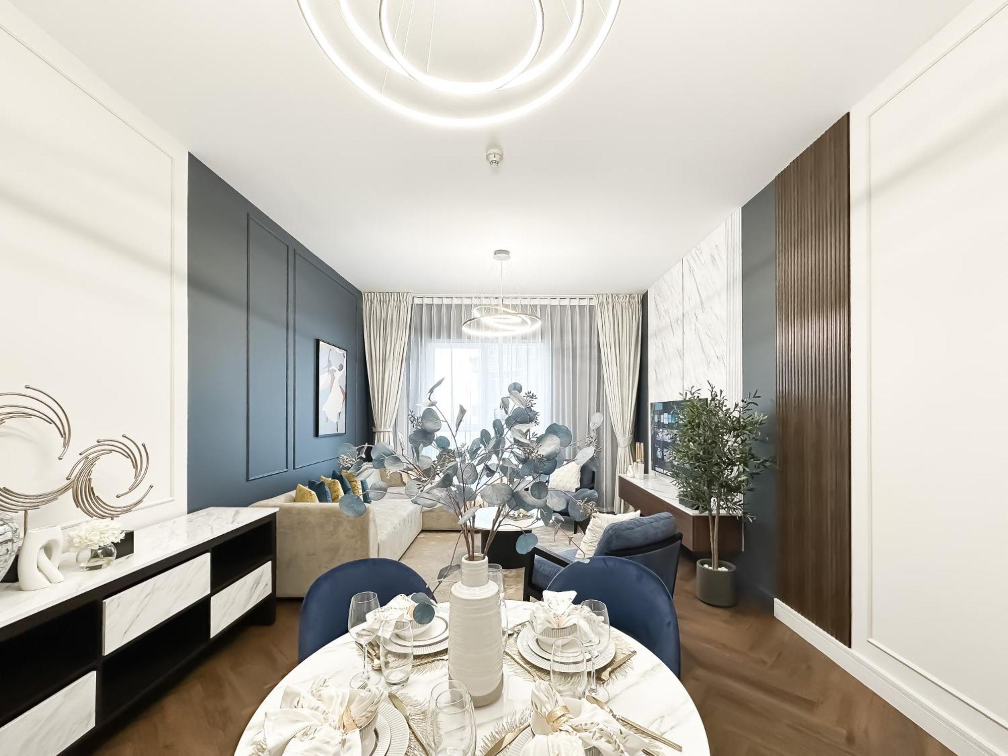 Trophy Starlight Lux Upgraded 1br In Marina Apartment Dubai
