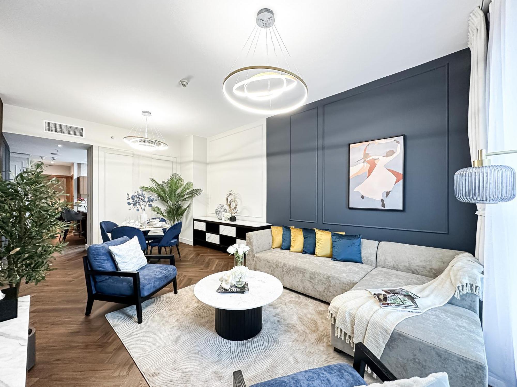 Trophy Starlight Lux Upgraded 1br In Marina Dubai