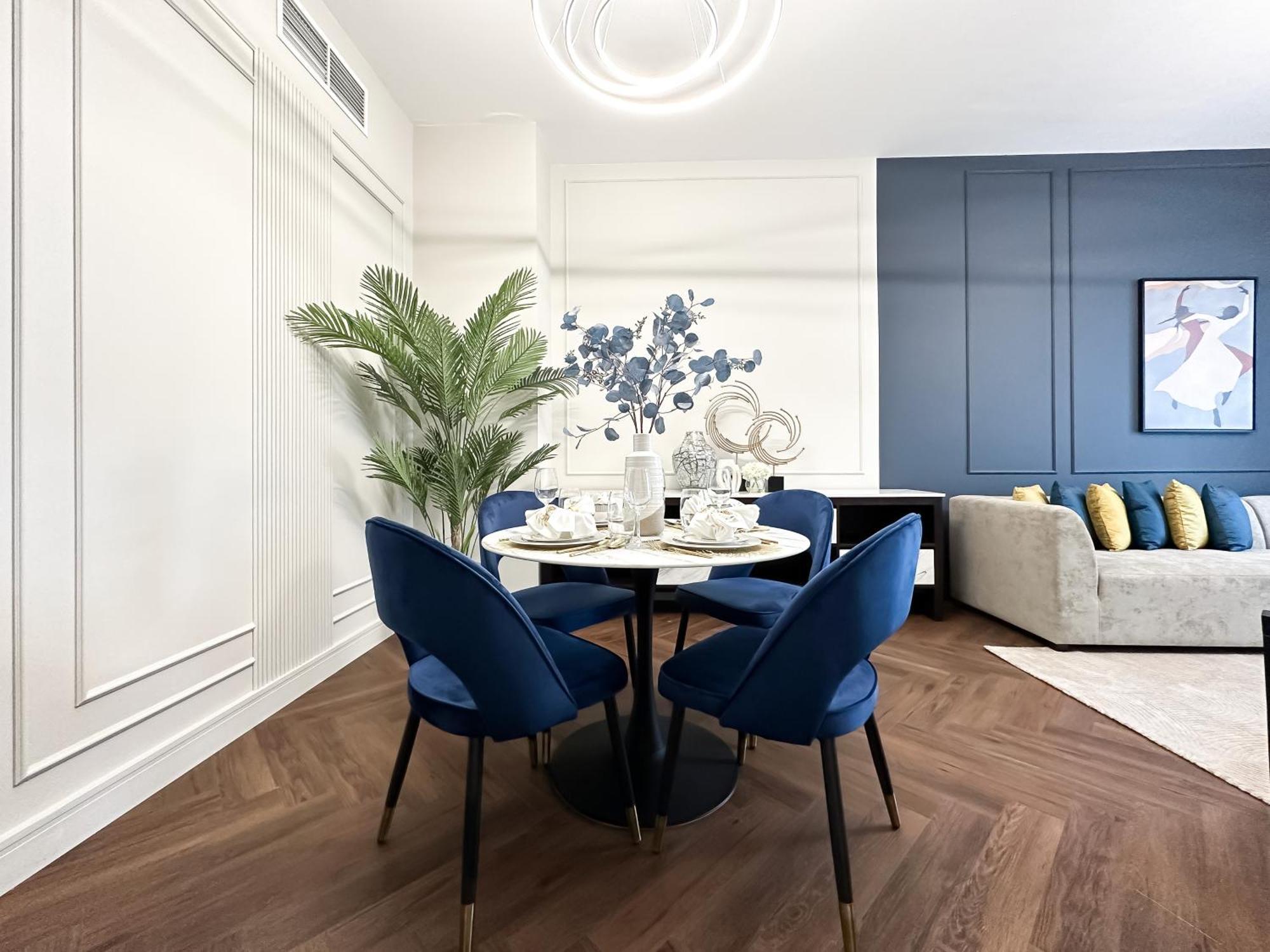 Apartment Trophy Starlight Lux Upgraded 1br In Marina